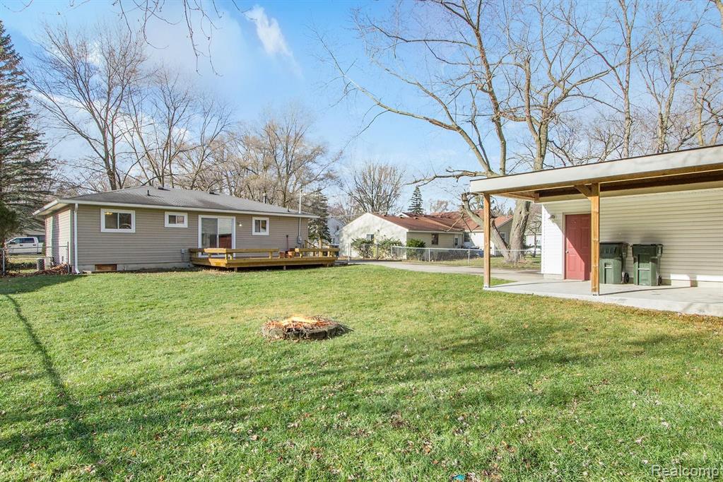 2455 Emmons Avenue Rochester Hills, MI 48307 - Photo 21 of 22