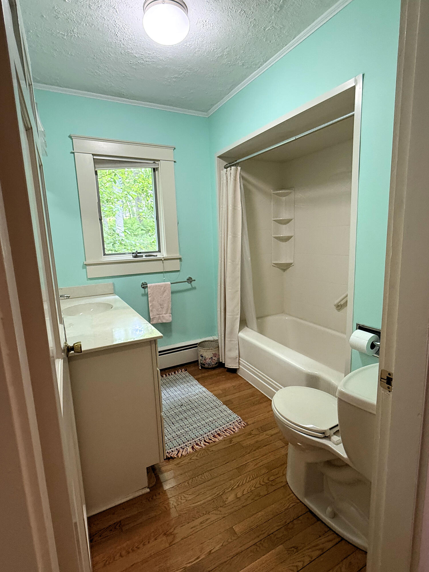 190 Belfast Road Camden, ME 04843 - Photo 13 of 35 1st fl Bathroom