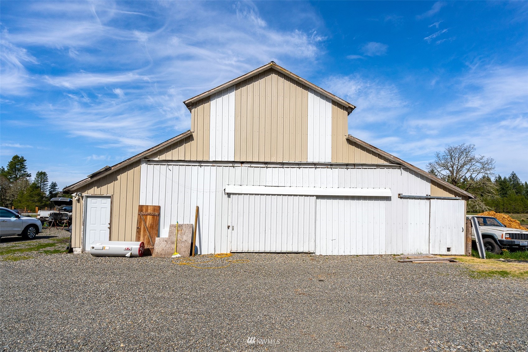 254 Boone Road Toledo, WA 98591 - Photo 9 of 38 a view of garage and wooden fence