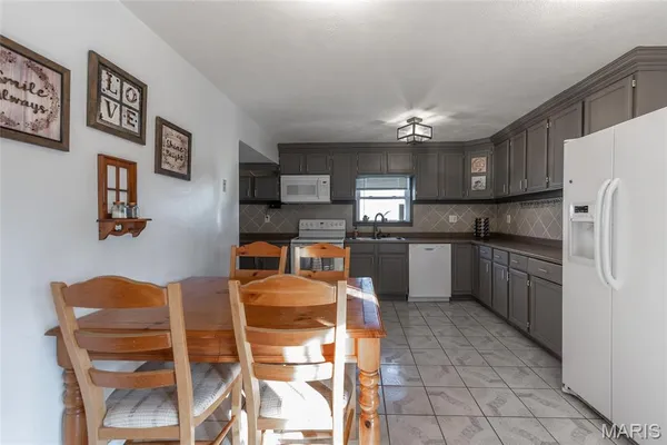 $189,000 | 8708 South Grand Avenue, St. Louis, MO 63125