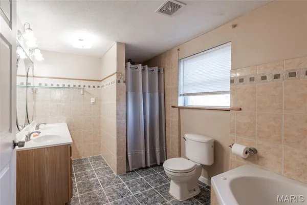 $189,000 | 8708 South Grand Avenue, St. Louis, MO 63125