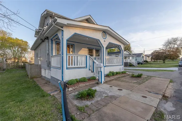 $189,000 | 8708 South Grand Avenue, St. Louis, MO 63125