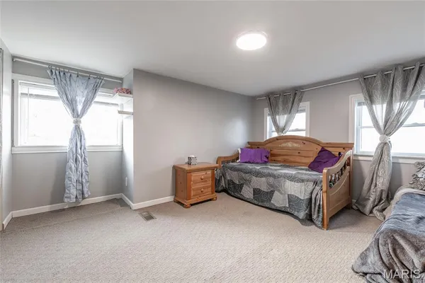 $189,000 | 8708 South Grand Avenue, St. Louis, MO 63125