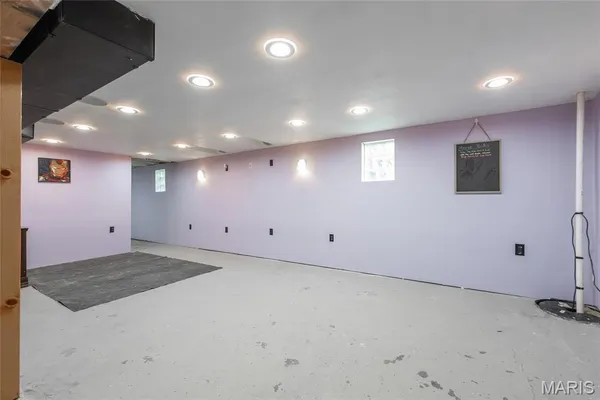 $189,000 | 8708 South Grand Avenue, St. Louis, MO 63125