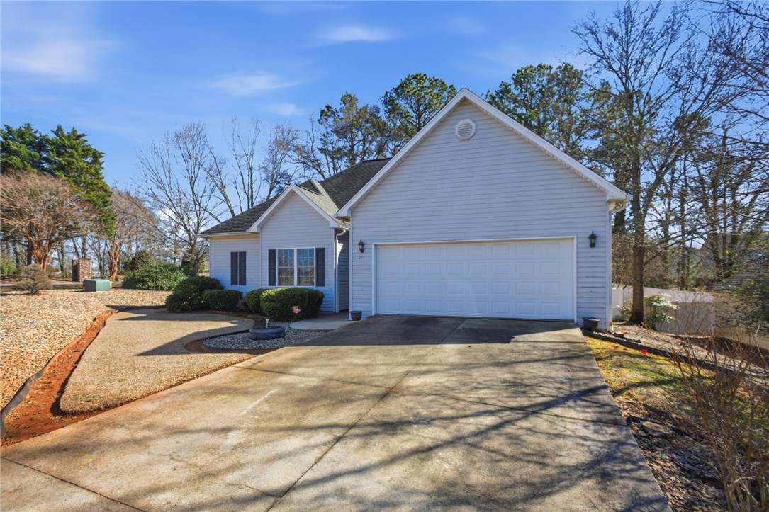 201 Providence Court Seneca, SC 29678 - Photo 3 of 33 This charming home features a well-maintained exterior and a welcoming curb appeal.
