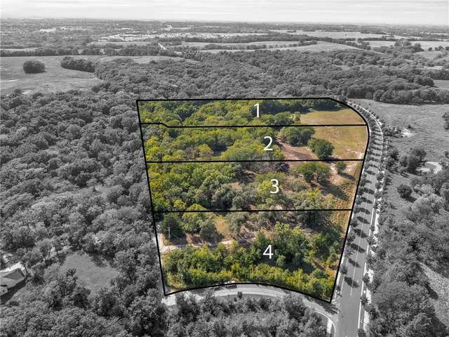 $425,000 | 5251-4 Northeast 108th Street, Kansas City, MO 64156