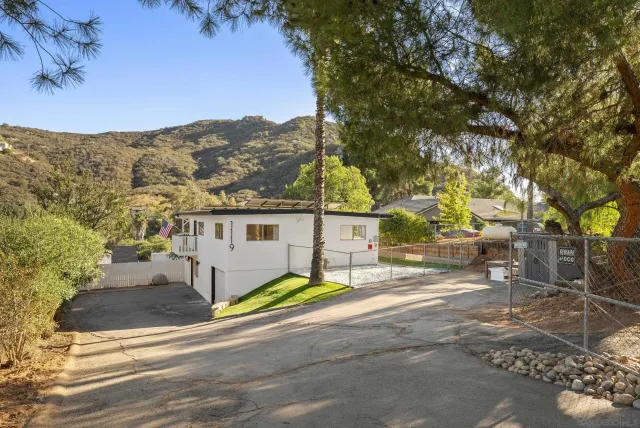 $749,000 | 1119 St George Drive, El Cajon, CA 92019