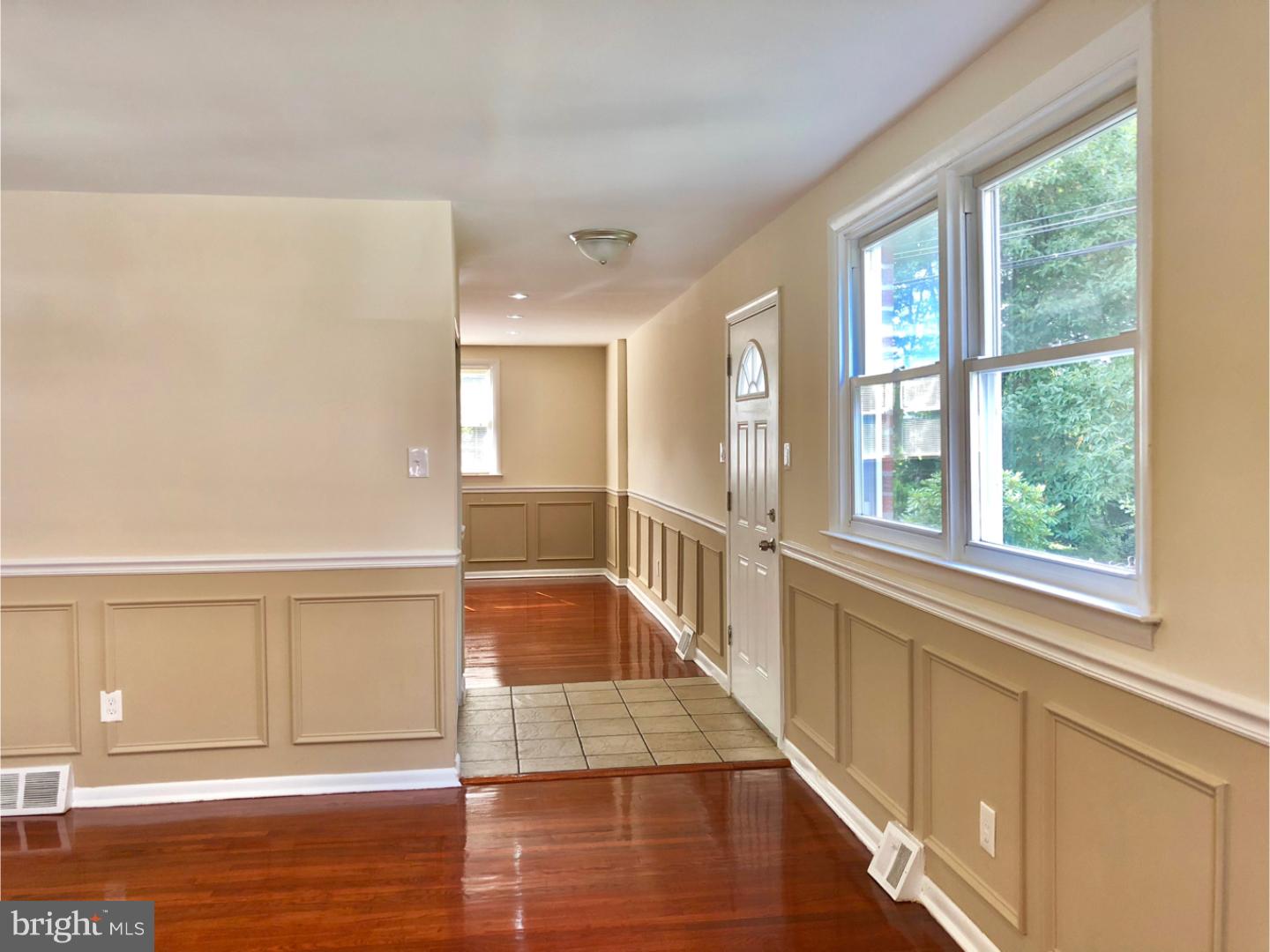 7330 Hill Road Philadelphia, PA 19128 - Photo 2 of 25 Gallery Image 2