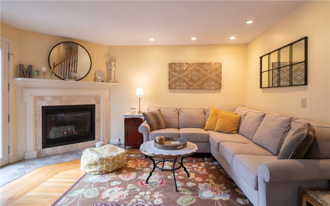 5570 Post Road, Unit 2 Warwick, RI 02818 - Photo 13 of 48 Gallery Image 13
