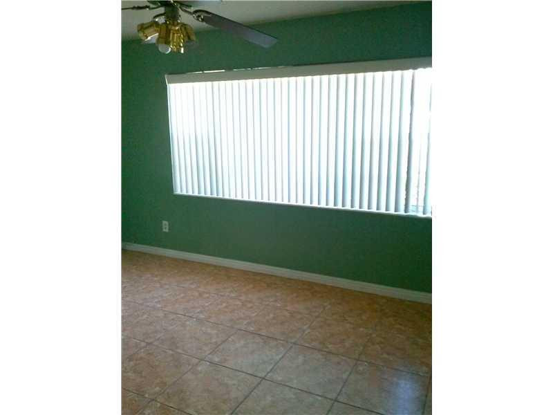 5749 Buchanan Street Hollywood, FL 33021 - Photo 4 of 6 a view of a room