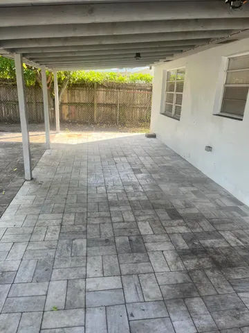 $369,000 | 5706 Candlewood Avenue, Mangonia Park, FL 33407