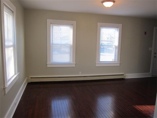 9 Plymouth Road Wareham, MA 02571 - Photo 11 of 15 Gallery Image 11