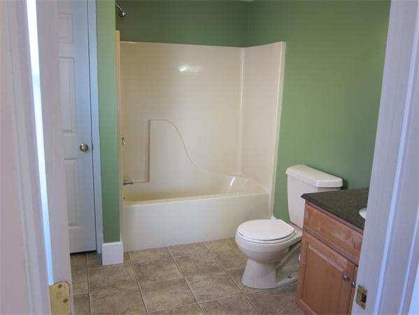 9 Plymouth Road Wareham, MA 02571 - Photo 13 of 15 Gallery Image 13