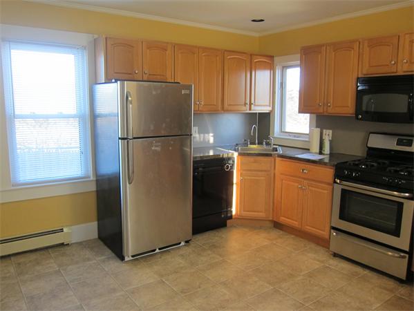 9 Plymouth Road Wareham, MA 02571 - Photo 3 of 15 Gallery Image 3