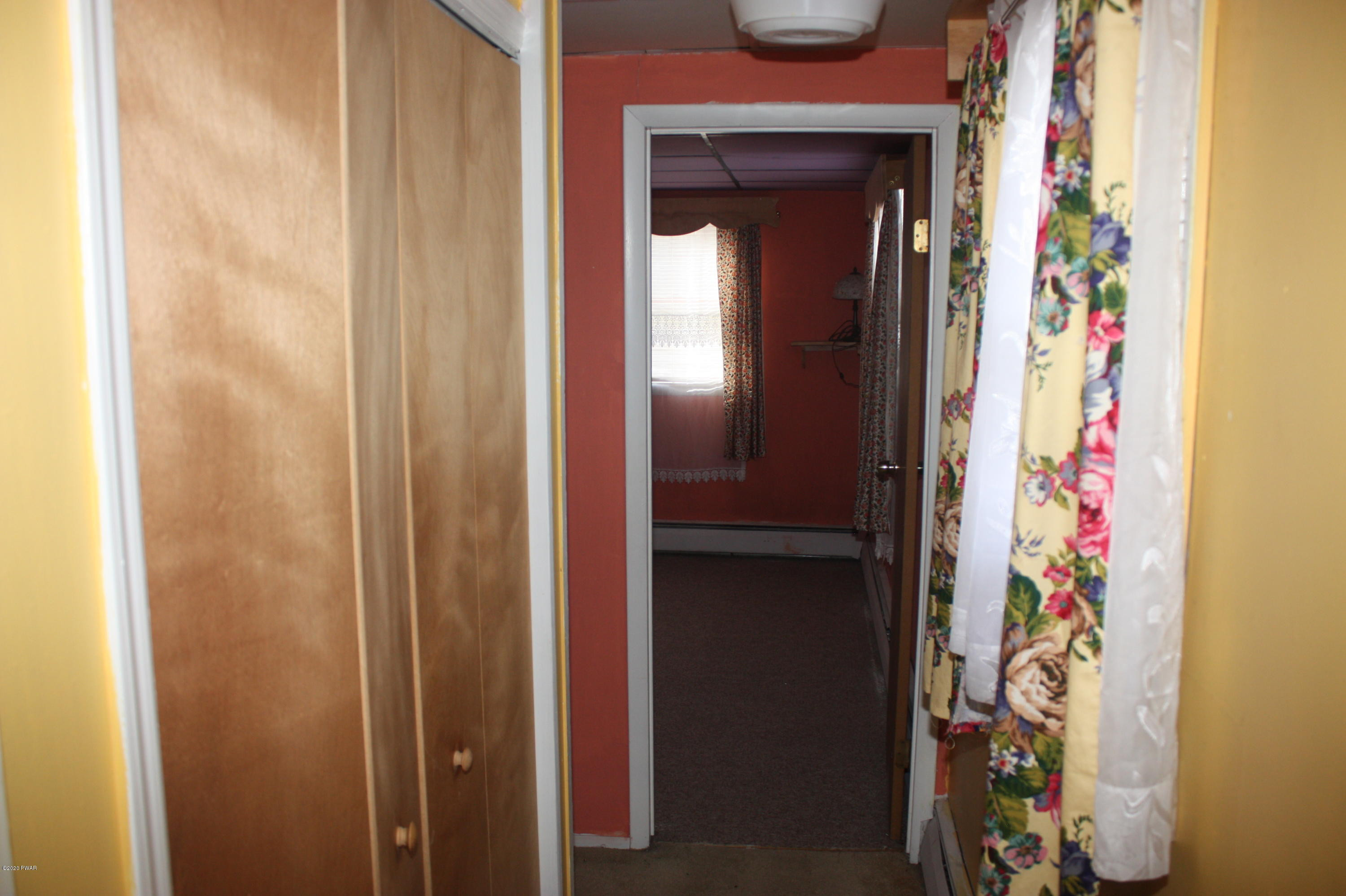 611 Avoy Road Lake Ariel, PA 18436 - Photo 36 of 53 Upstairs Hallway