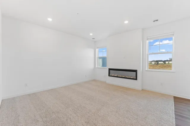 $399,325 | 10515 Harbor Lane North, Maple Grove, MN 55369