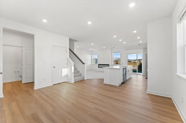 $399,325 | 10515 Harbor Lane North, Maple Grove, MN 55369