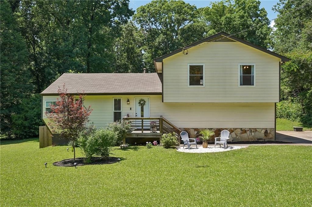 3211 Oakbrook Lane Clarkston, GA 30021 - Photo 1 of 32