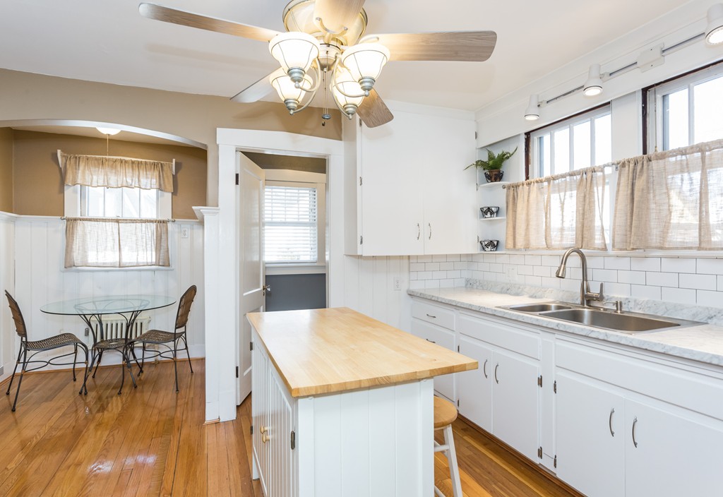 90 Perkins Street Springfield, MA 01118 - Photo 15 of 30