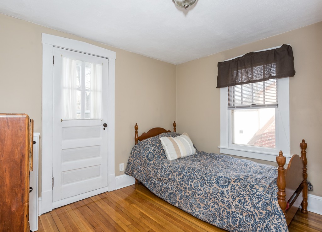 90 Perkins Street Springfield, MA 01118 - Photo 24 of 30