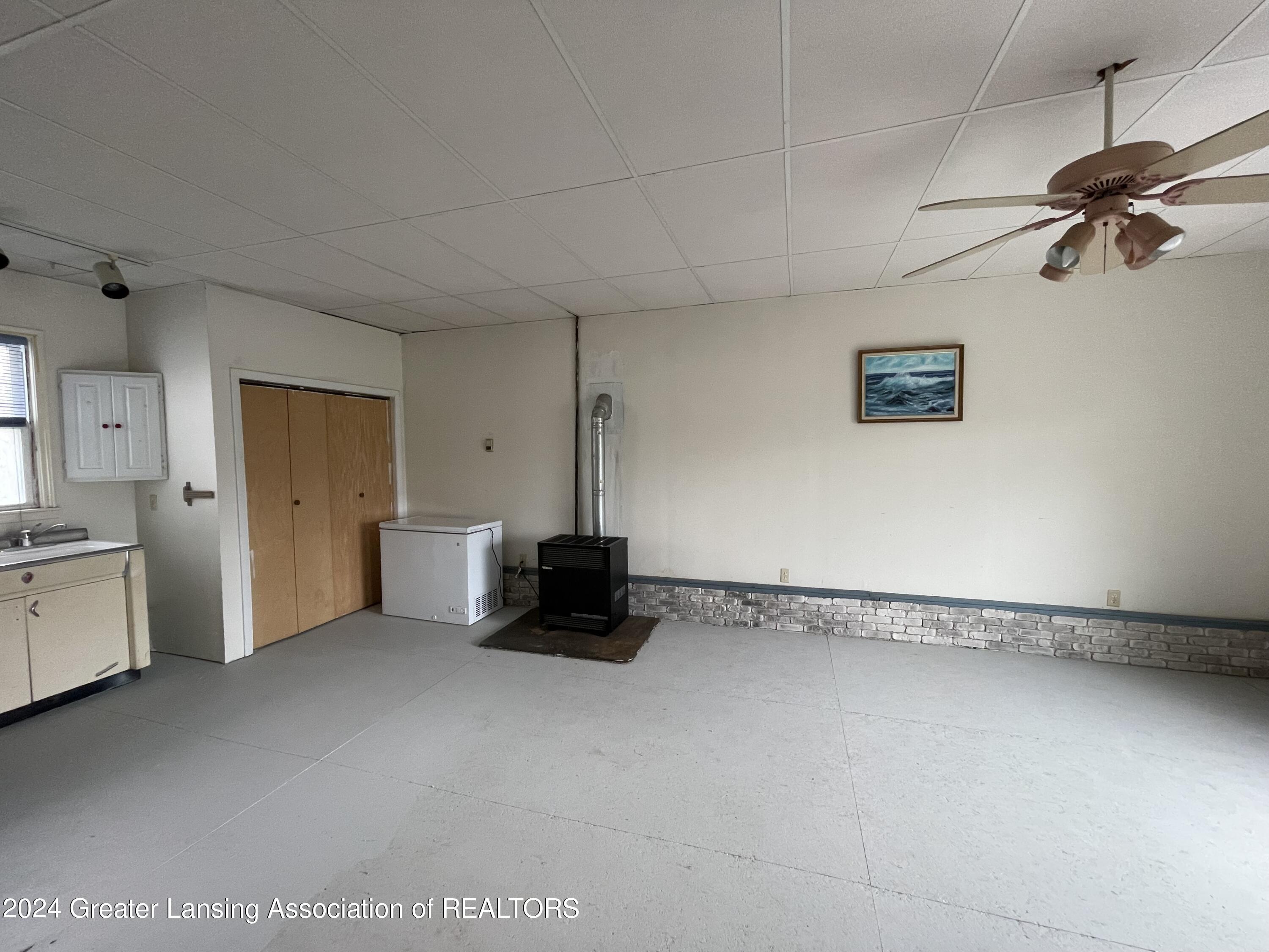 7140 Williams Road Lansing, MI 48911 - Photo 19 of 23 IMG_6177