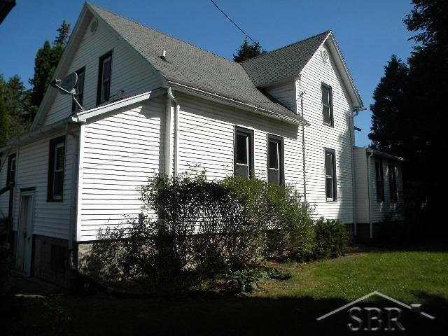 2830 Williamson Road Saginaw, MI 48601 - Photo 2 of 15 31295790-1.JPG