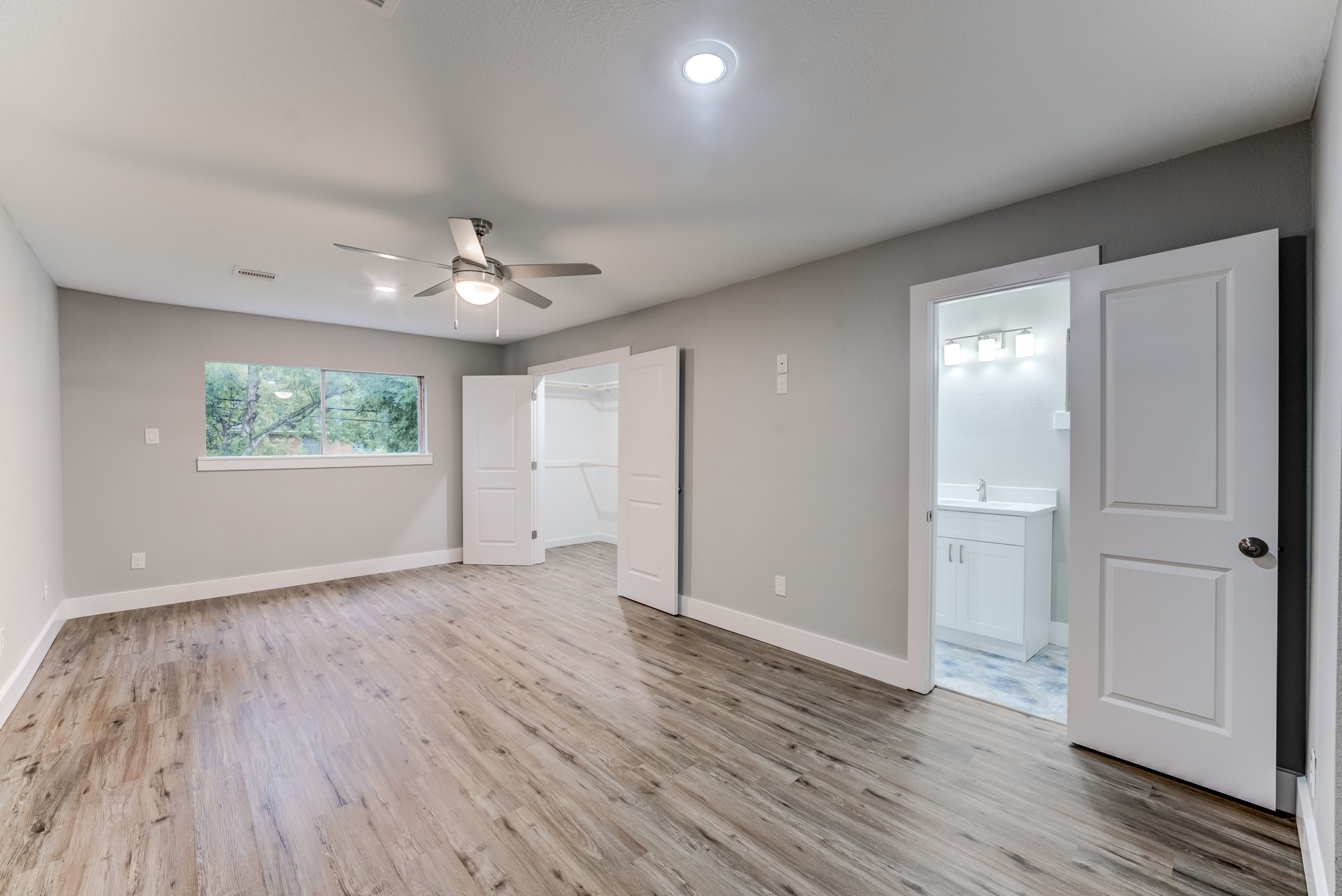 5535 Elm Spring Drive Houston, TX 77048 - Photo 23 of 39