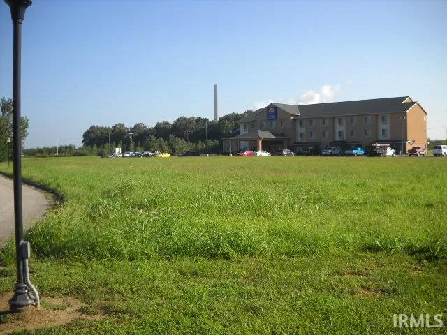 $206,250 | 1 North Plaza Drive, Rockport, IN 47635