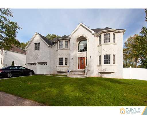 8 Peru Street Edison, NJ 08820 - Photo 1 of 21 Gallery Image 1