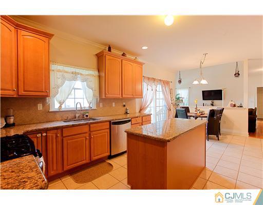 8 Peru Street Edison, NJ 08820 - Photo 13 of 21 Gallery Image 13