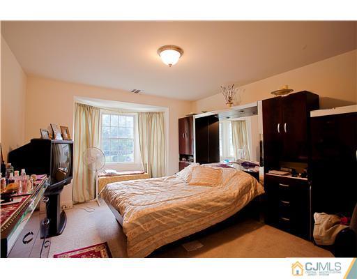 8 Peru Street Edison, NJ 08820 - Photo 16 of 21 Gallery Image 16