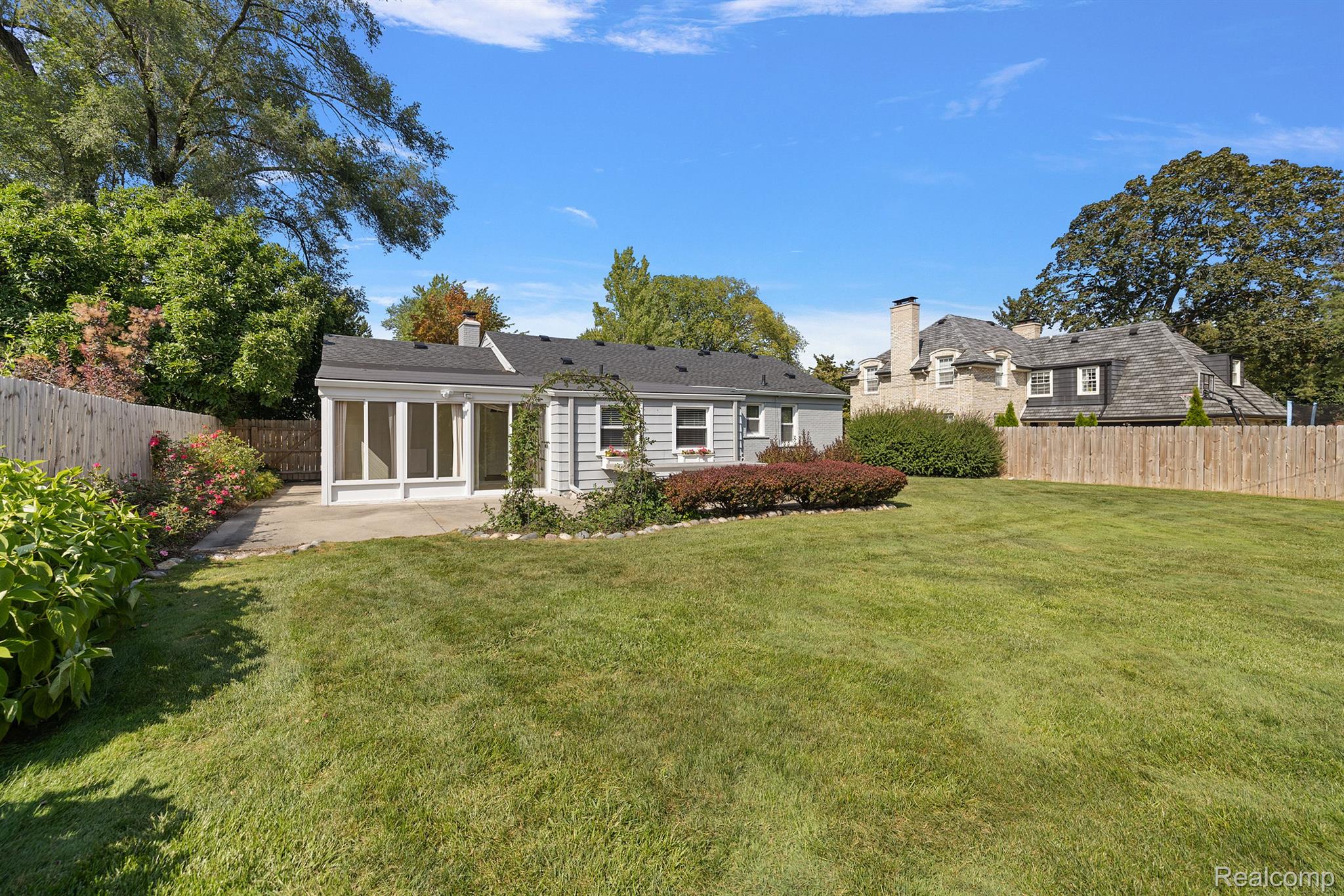 2546 Dorchester Road Birmingham, MI 48009 - Photo 44 of 48