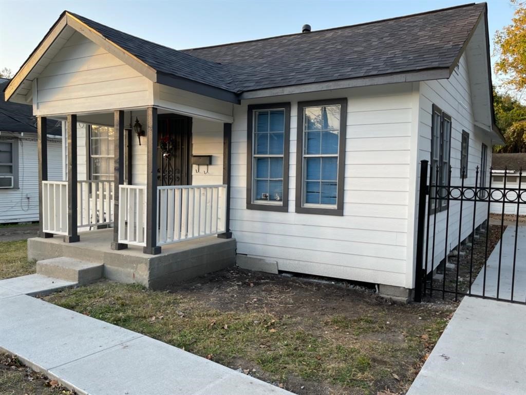 827 Booth Street Houston, TX 77009 - Photo 16 of 18