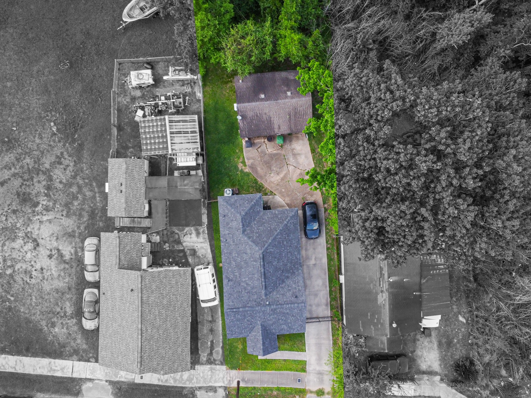 827 Booth Street Houston, TX 77009 - Photo 2 of 18 No rear neighbours