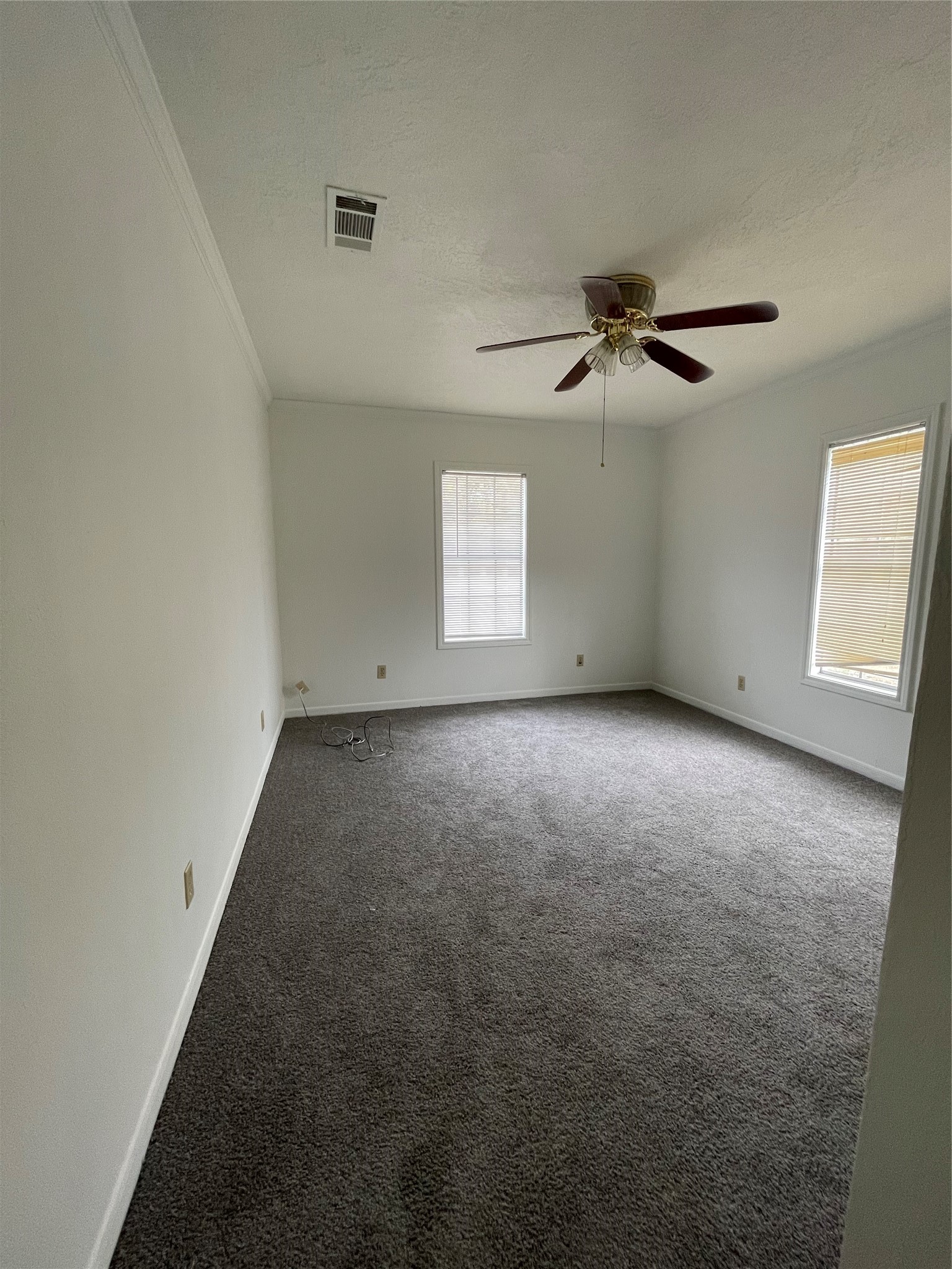 827 Booth Street Houston, TX 77009 - Photo 9 of 18 Bedroom 1