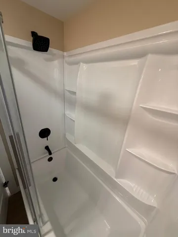 $1,650 | 333 East Piccadilly Street, Winchester, VA 22601