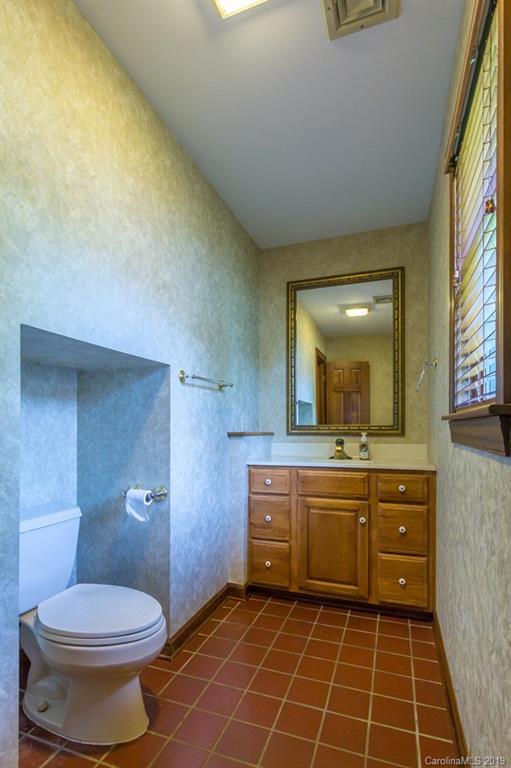 502 Bost Road Morganton, NC 28655 - Photo 6 of 45 Gallery Image 6