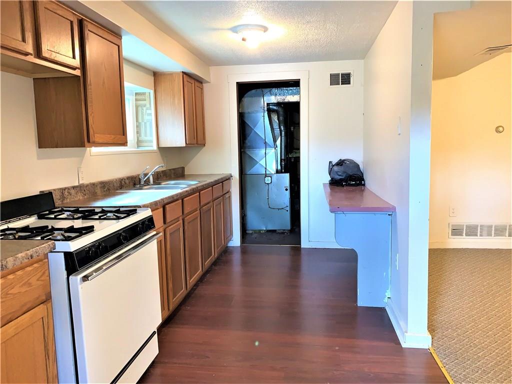 5837 Curry Road Pittsburgh, PA 15236 - Photo 3 of 22 Gallery Image 3