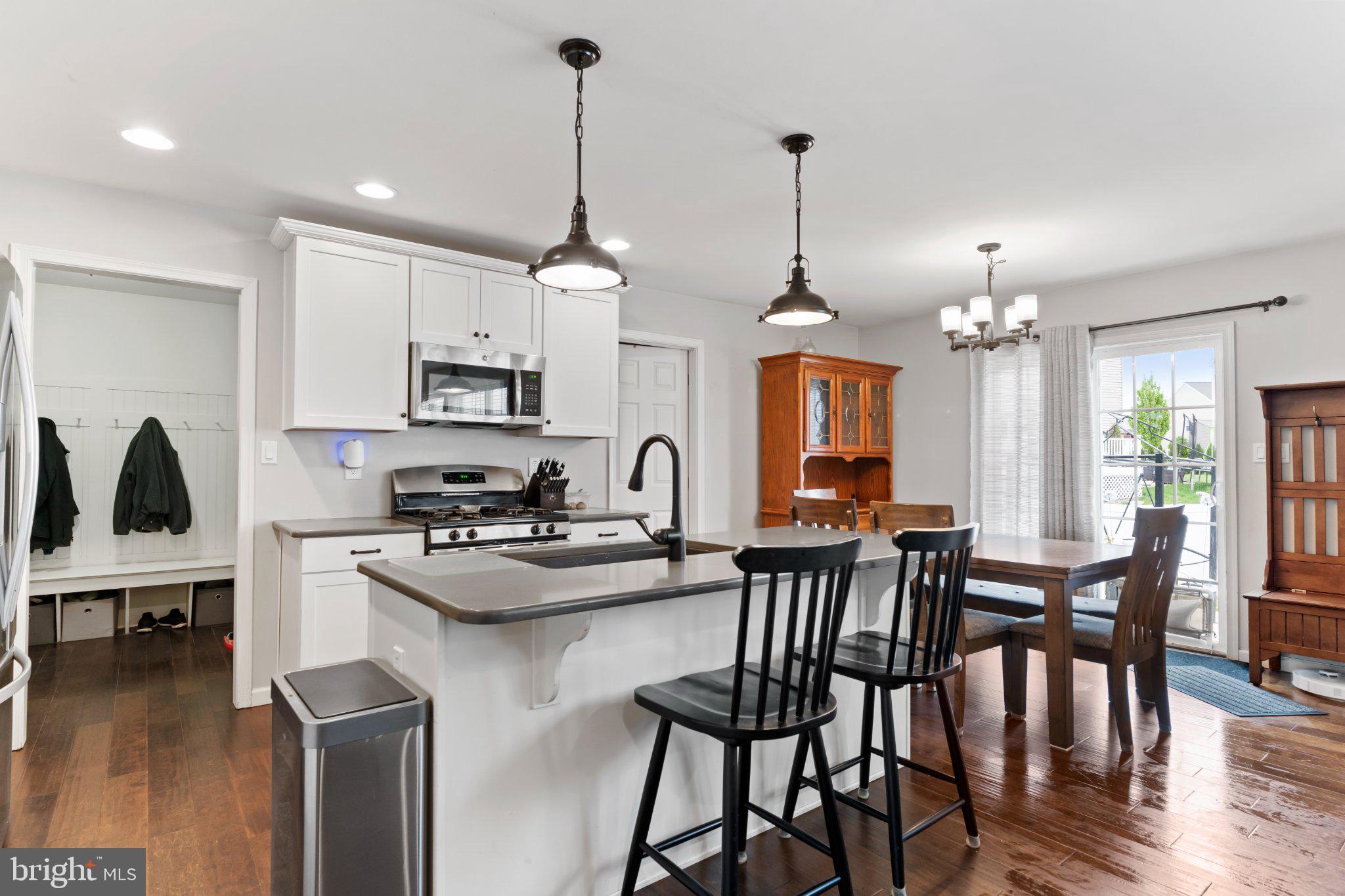 245 Spring Meadows Road Manchester, PA 17345 - Photo 26 of 33 Modern kitchen with inviting charm.