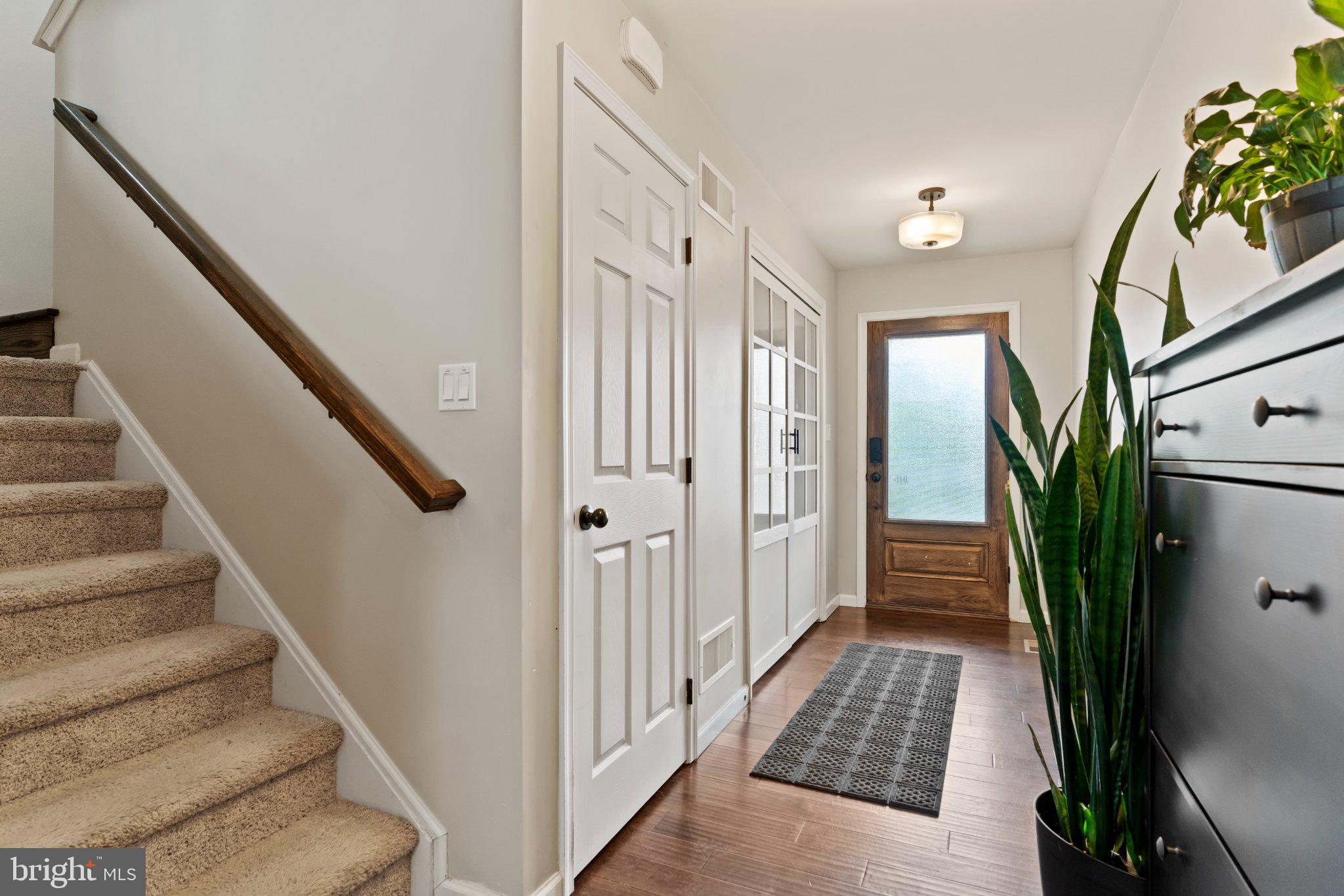 245 Spring Meadows Road Manchester, PA 17345 - Photo 4 of 33 Inviting entryway with natural light.