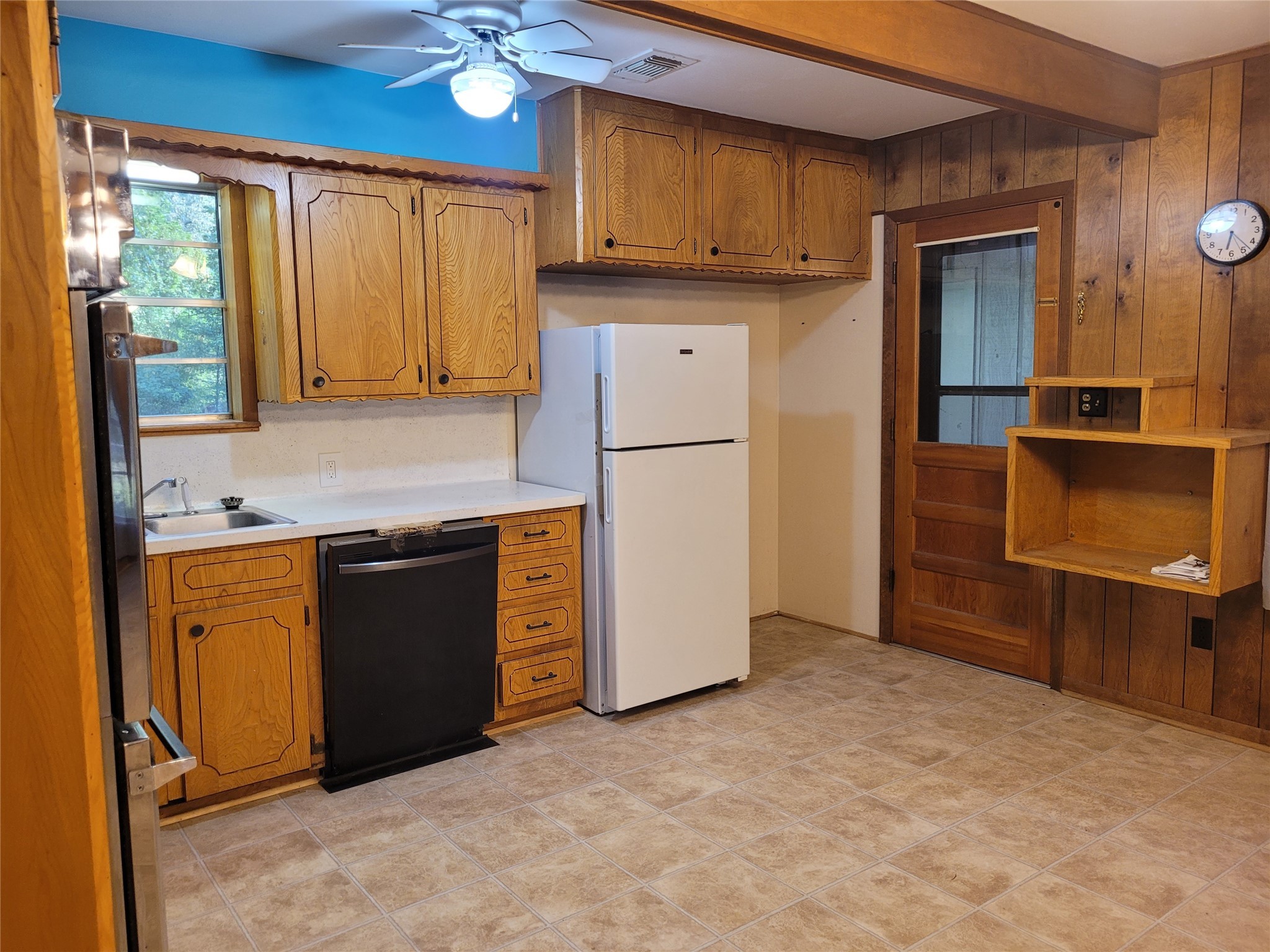 16 Connor Lane Huntsville, TX 77320 - Photo 8 of 33