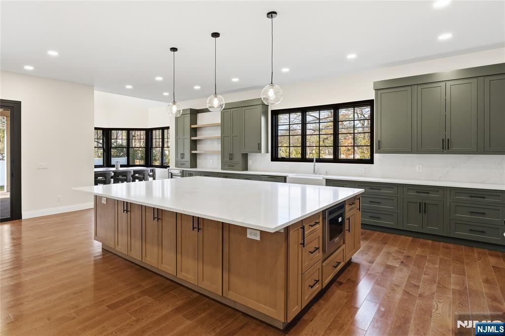 803 Marshall Road River Vale, NJ 07675 - Photo 8 of 44