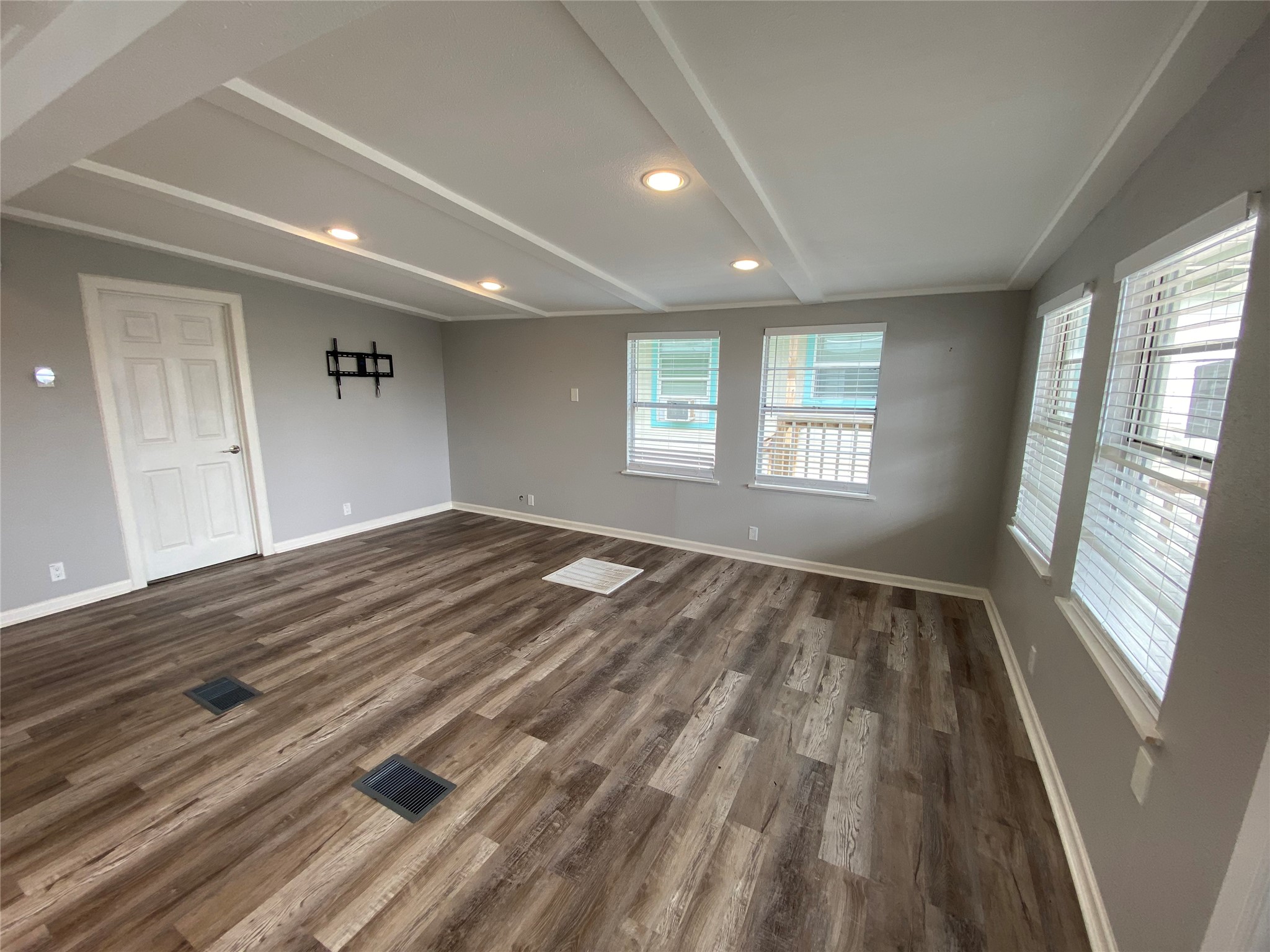 310 Marine Way Freeport, TX 77541 - Photo 7 of 25