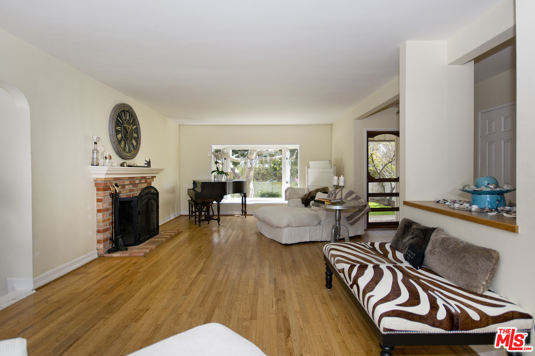 6711 Wandermere Road Malibu, CA 90265 - Photo 4 of 19