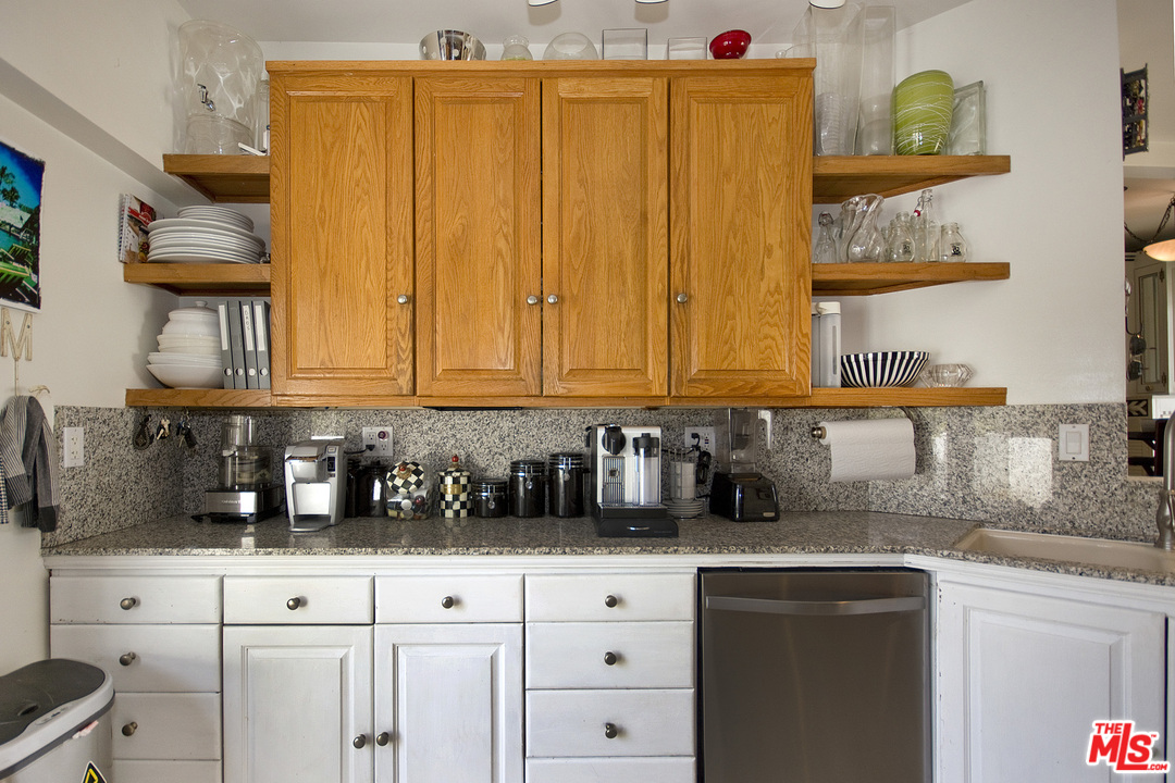 6711 Wandermere Road Malibu, CA 90265 - Photo 5 of 19