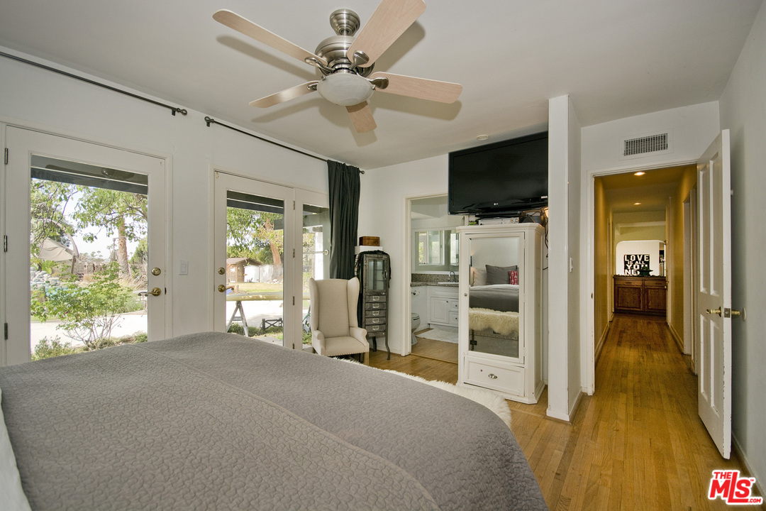 6711 Wandermere Road Malibu, CA 90265 - Photo 8 of 19