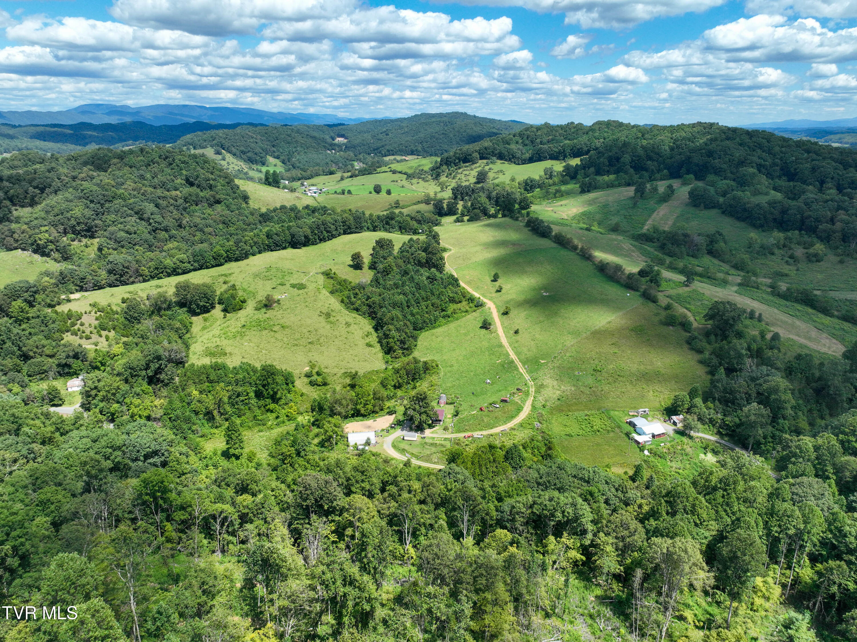 19429 Haskell Station Road Bristol, VA 24202 - Photo 12 of 46 19429 Haskell Station Rd Drone WELDON-21
