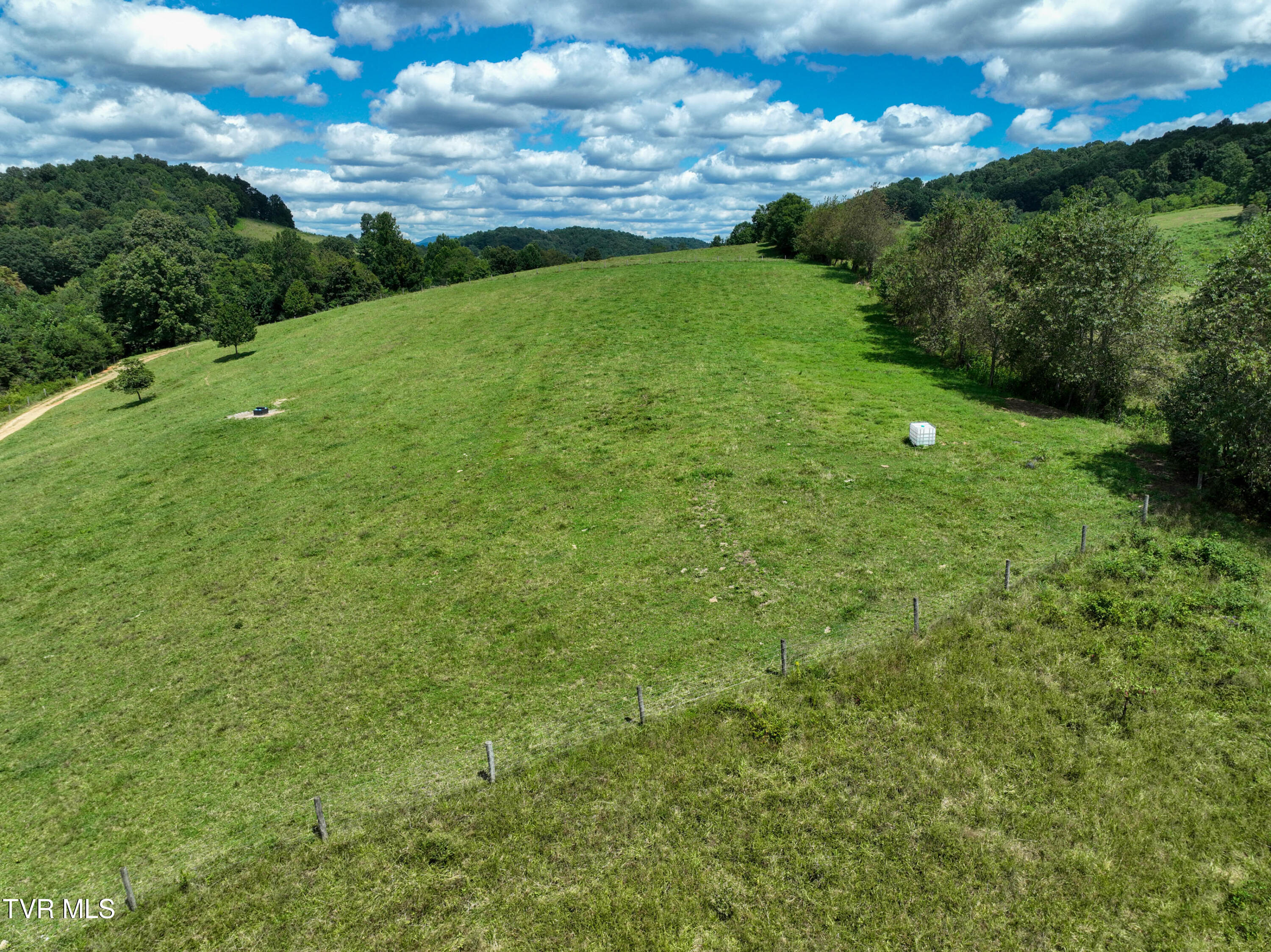 19429 Haskell Station Road Bristol, VA 24202 - Photo 19 of 46 19429 Haskell Station Rd Drone WELDON-11