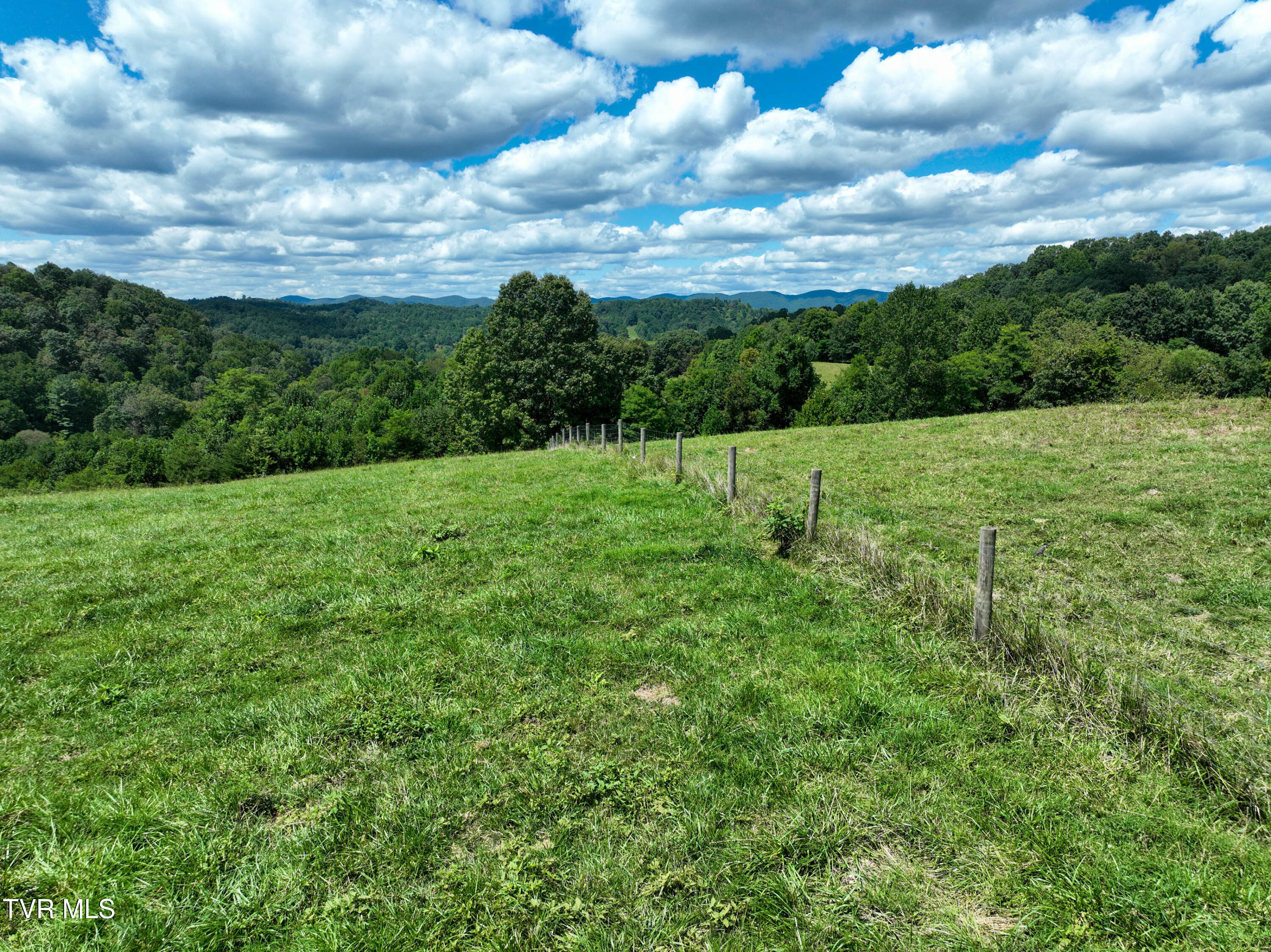 19429 Haskell Station Road Bristol, VA 24202 - Photo 23 of 46 19429 Haskell Station Rd Drone WELDON-15