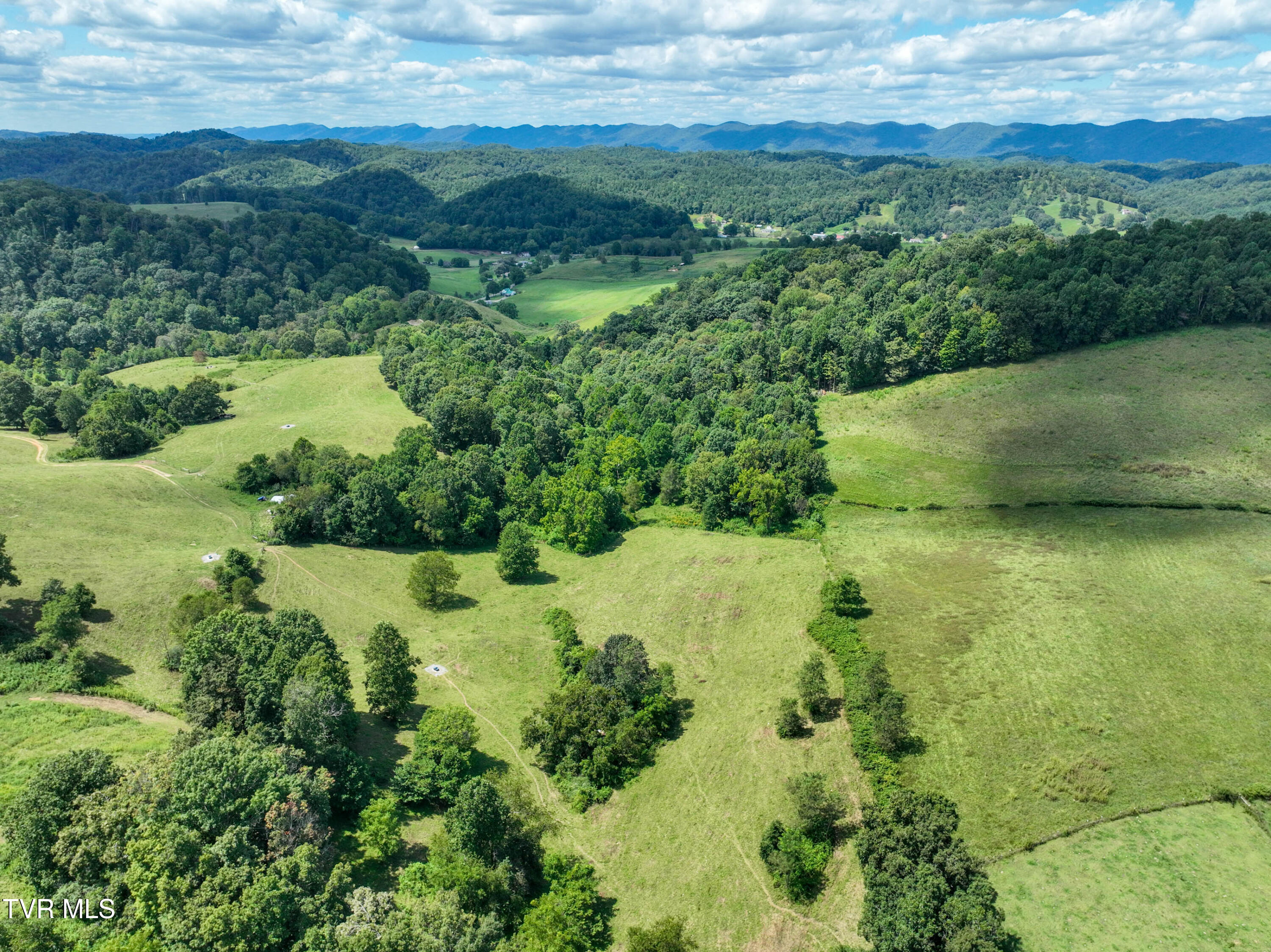 19429 Haskell Station Road Bristol, VA 24202 - Photo 26 of 46 19429 Haskell Station Rd Drone WELDON-26
